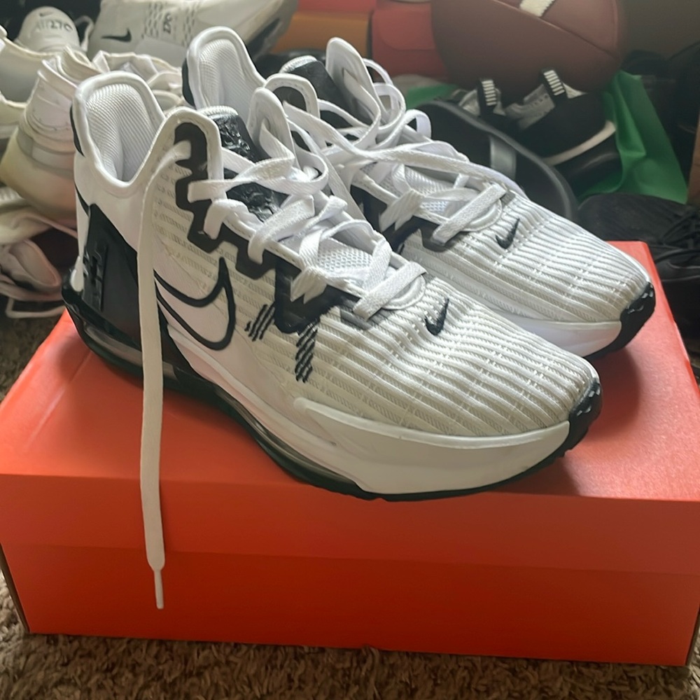 Nike Lebron Witness 6 TB ‘White Black’